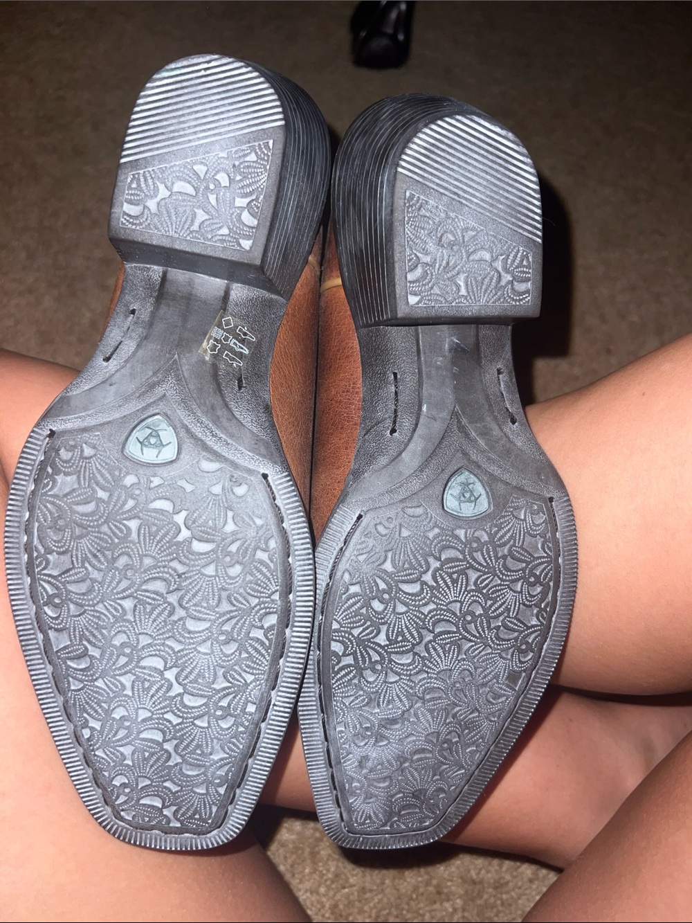 Ariat Round Up Square Toe Boots - Picture 5 of 8